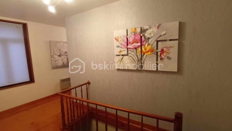 Demeure - 200 m² - 7 pièces