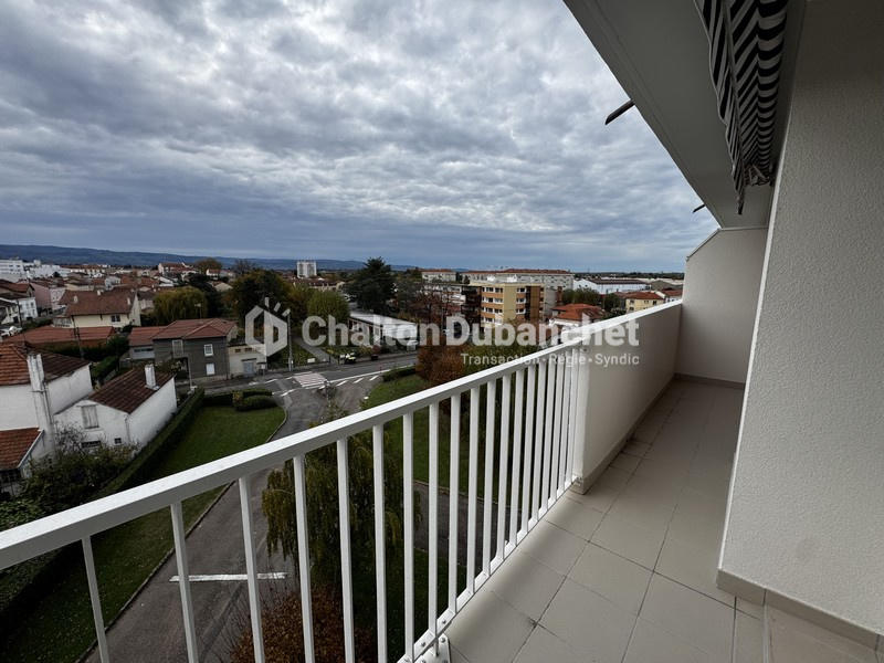 Appartement - 57 m² - 3 pièces