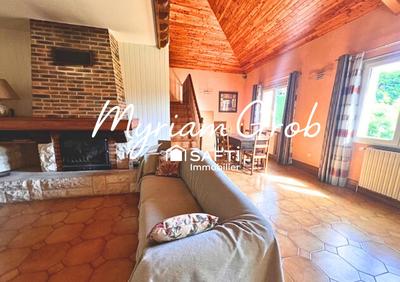 Maison - 130 m² - 6 pièces