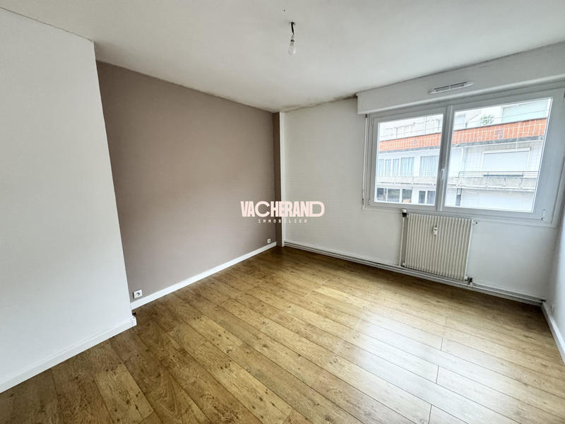 Appartement - 140 m² - 5 pièces