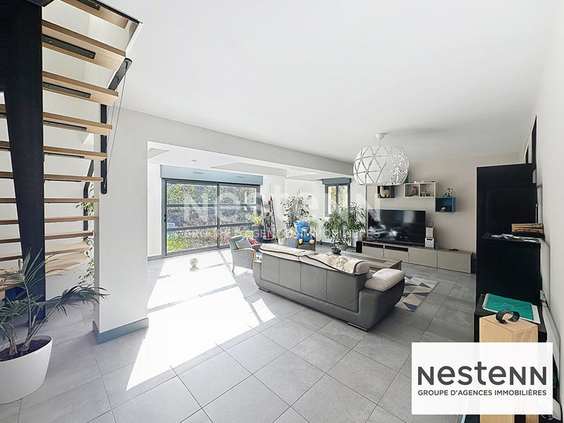 Maison - 170 m² - 6 pièces