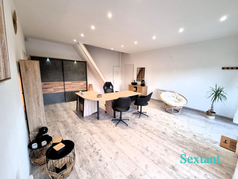 Maison - 290 m² - 13 pièces