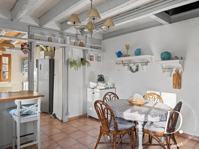 Maison ancienne - 250 m² - 9 pièces