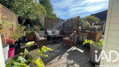 Maison de ville - 92 m² - 4 pièces