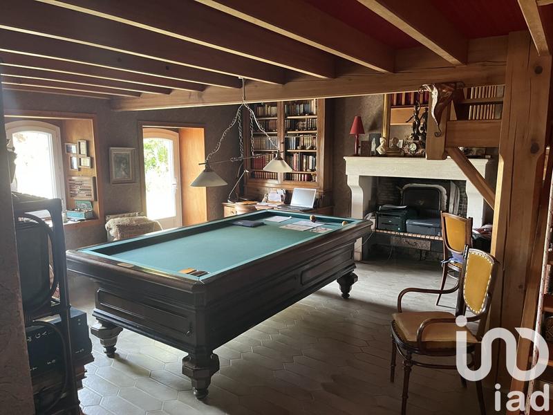 Maison - 292 m² - 10 pièces