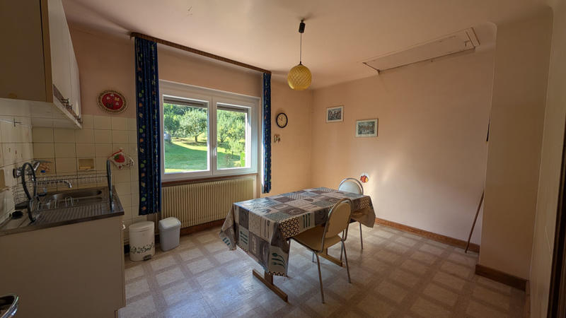 Maison - 177 m² - 7 pièces