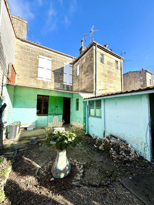 Maison - 88 m² - 3 pièces