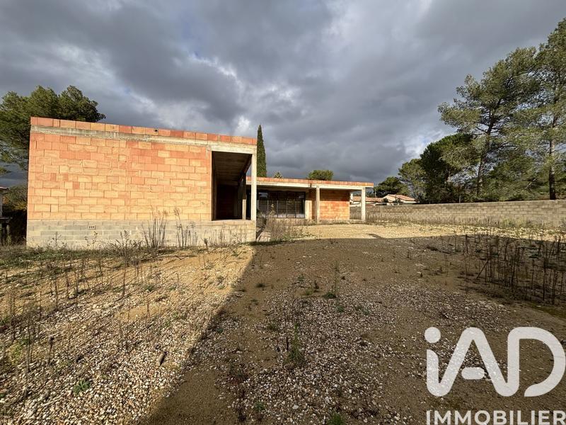 Maison - 228 m² - 5 pièces