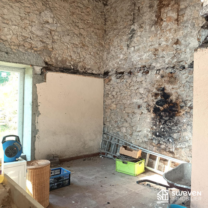 Maison ancienne - 80 m² - 1 pièce