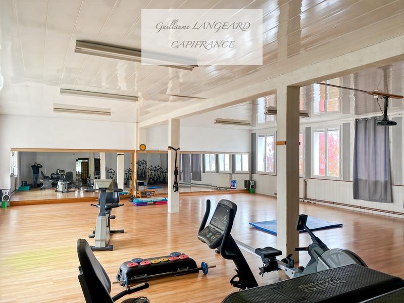 Bureau - 1 577 m² - 6 pièces