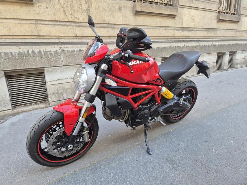 Ducati Monster 797