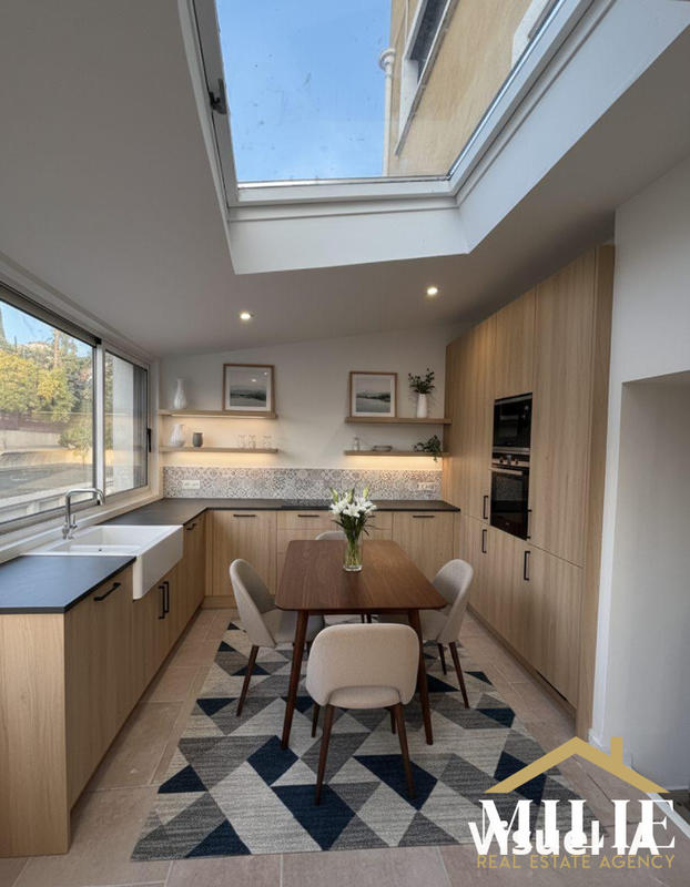 Appartement - 86 m² - 4 pièces