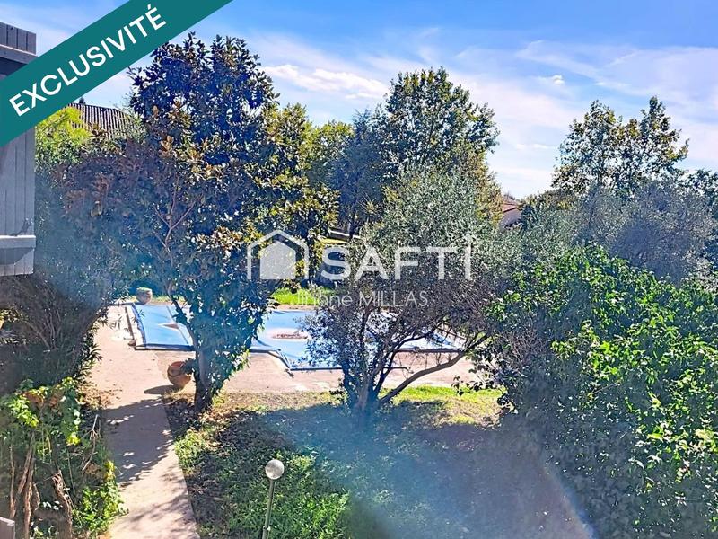 Maison - 301 m² - 11 pièces