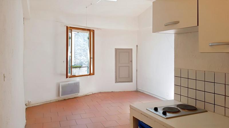 Immeuble - 108 m² - 5 pièces