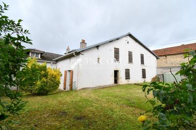 Propriété - 264 m² - 11 pièces