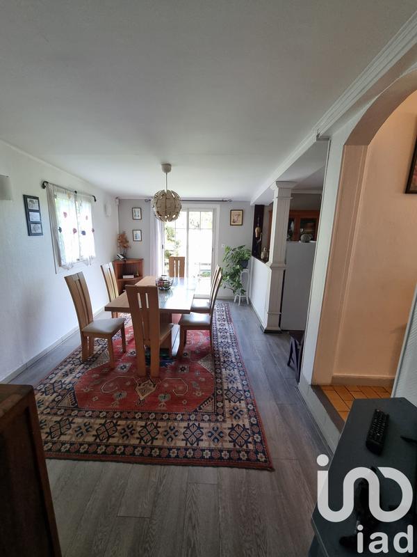 Maison - 200 m² - 6 pièces