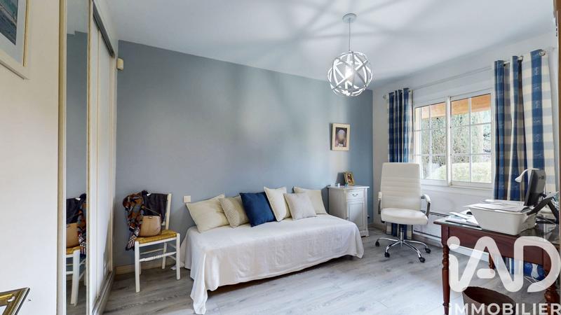 Maison - 160 m² - 5 pièces