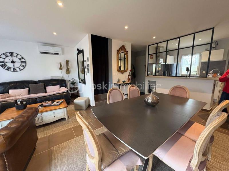 Villa - 90 m² - 4 pièces