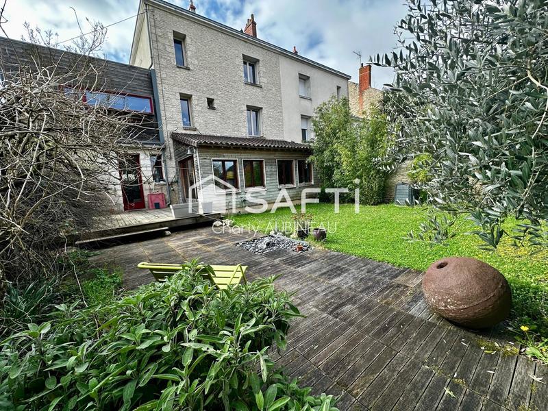 Maison - 171 m² - 8 pièces