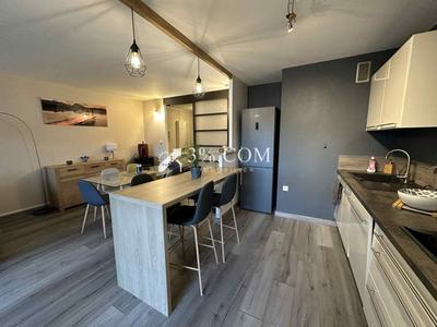 Appartement - 85 m² - 4 pièces