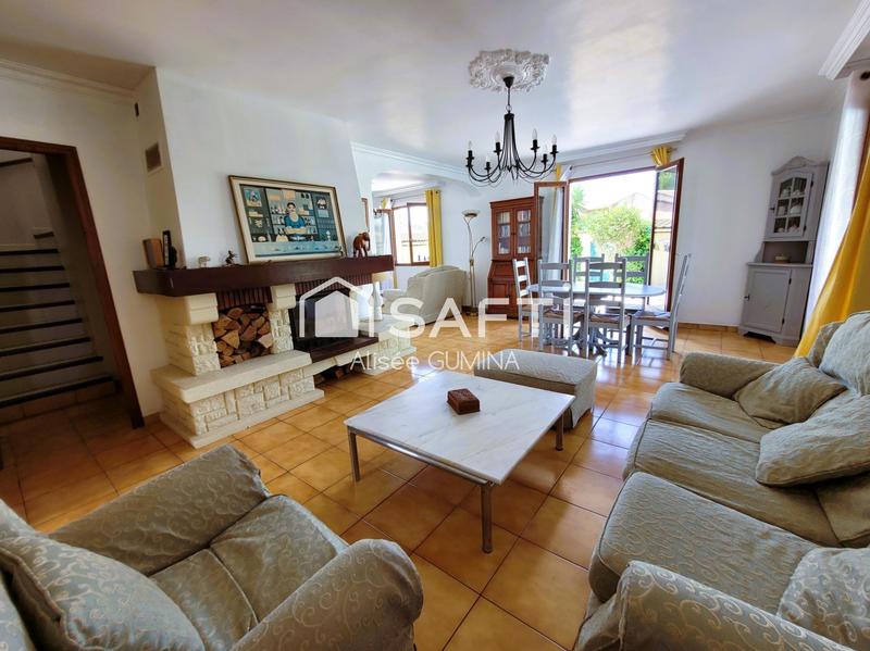 Maison - 159 m² - 4 pièces