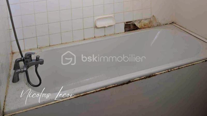 Studio - 25 m² - 1 pièce