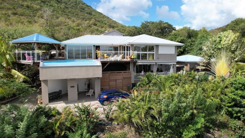 Villa - 121 m² - 8 pièces