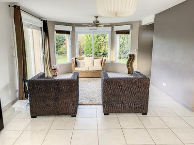 Maison - 163 m² - 6 pièces