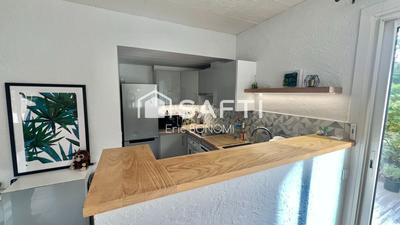 Appartement - 82 m² - 4 pièces
