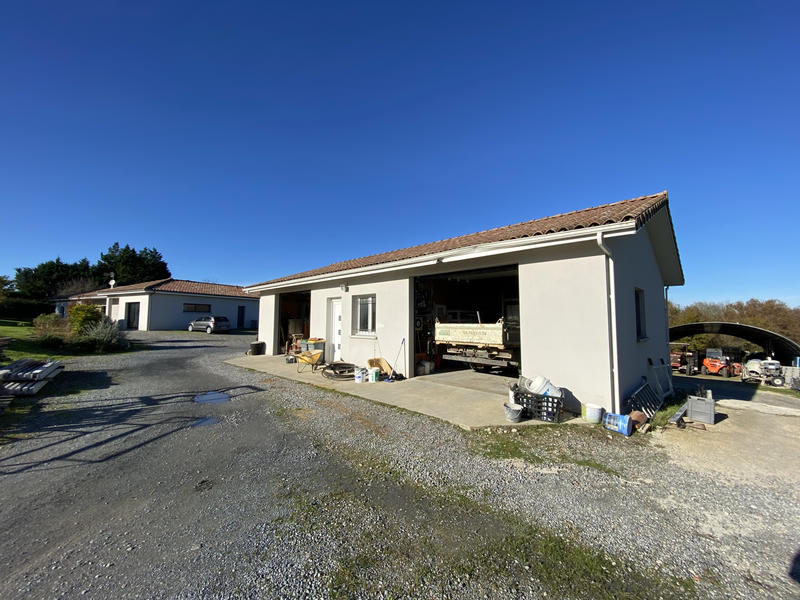 Maison de village - 161 m² - 6 pièces