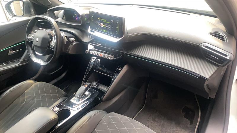 Peugeot 2008 1.2 PureTech 130 Eat8 Gt - 5 places Automatique