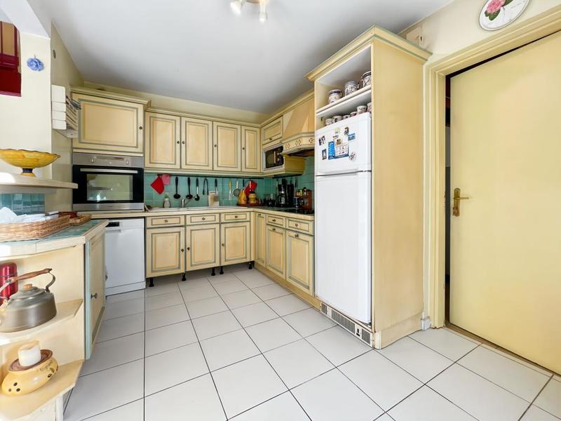 Maison - 99 m² - 5 pièces