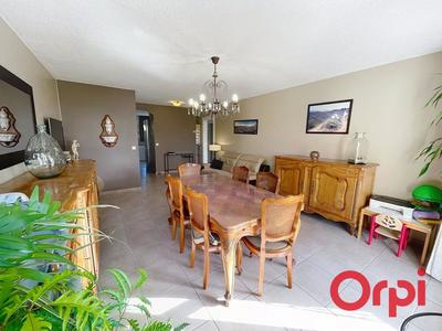 Appartement - 72 m² - 3 pièces