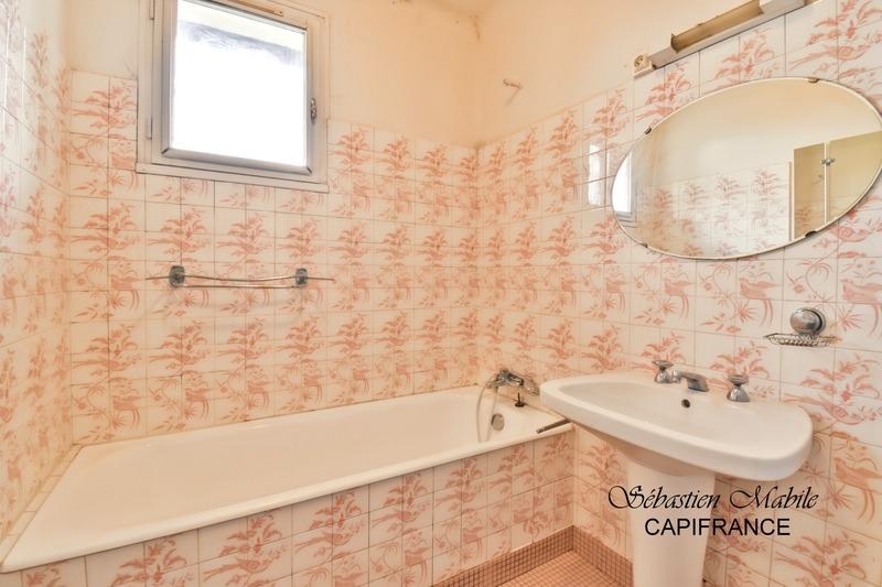 Maison - 102 m² - 5 pièces