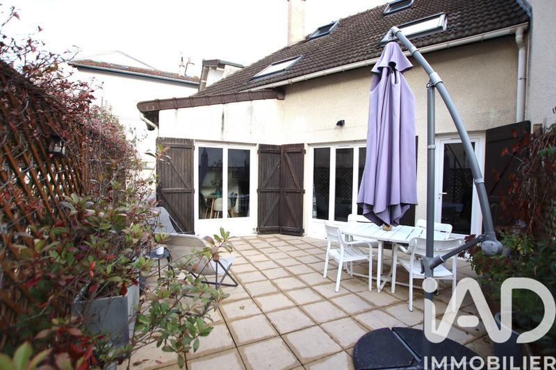 Maison - 115 m² - 6 pièces
