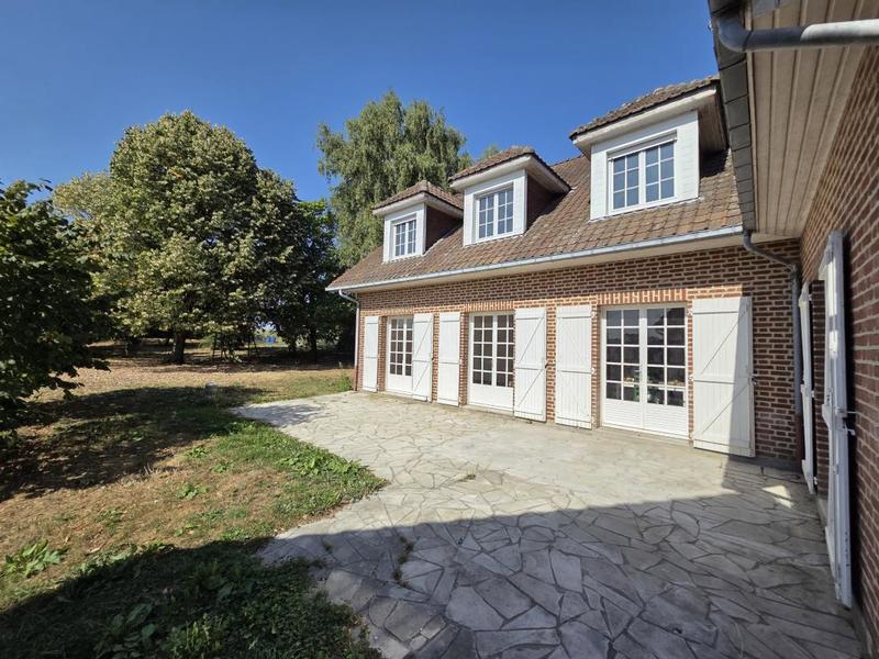 Pavillon - 279 m² - 10 pièces