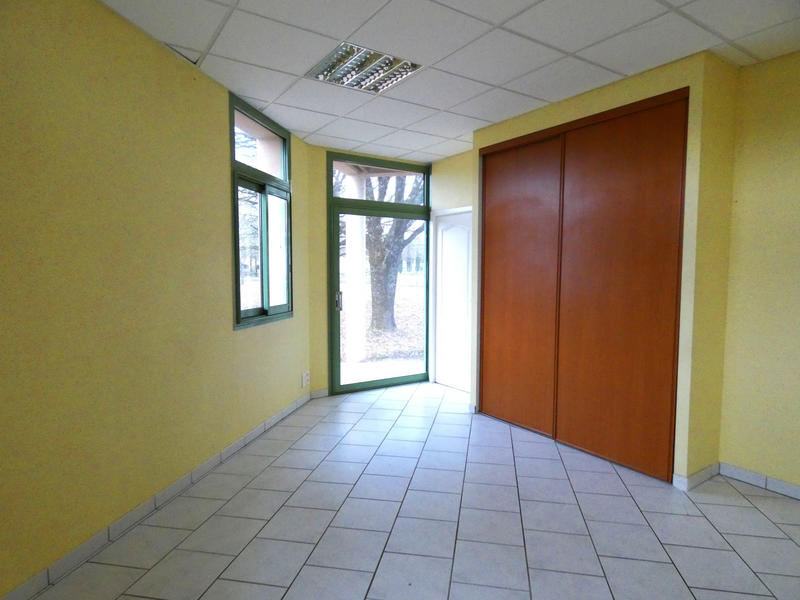 Local commercial - 142 m²