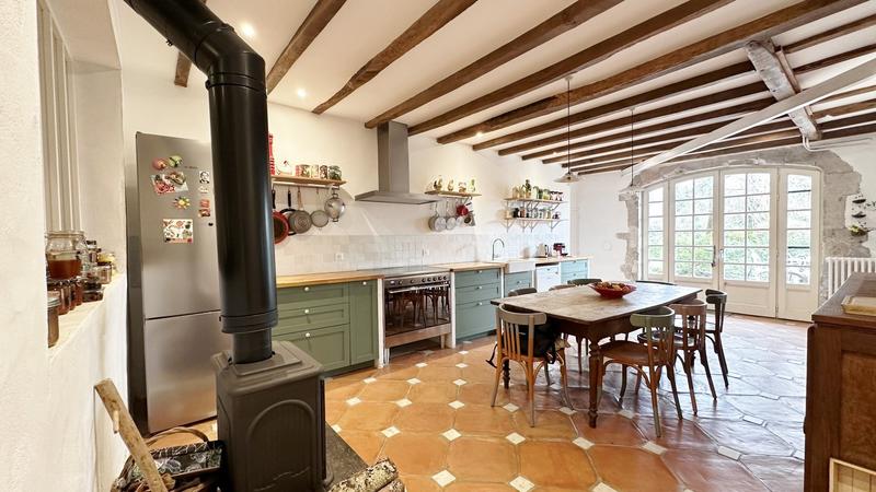 Corps de ferme - 378 m² - 7 pièces