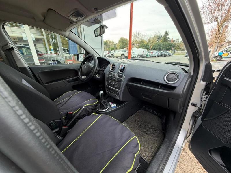 Ford Fusion Senso Plus 1.4 Tdci 68 Ch Garantie 6 Mois / Reprise Possible