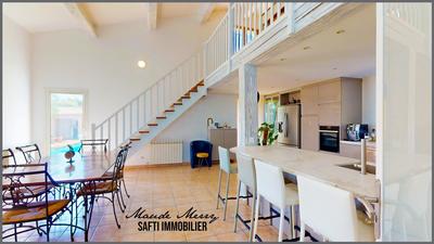 Villa - 170 m² - 6 pièces