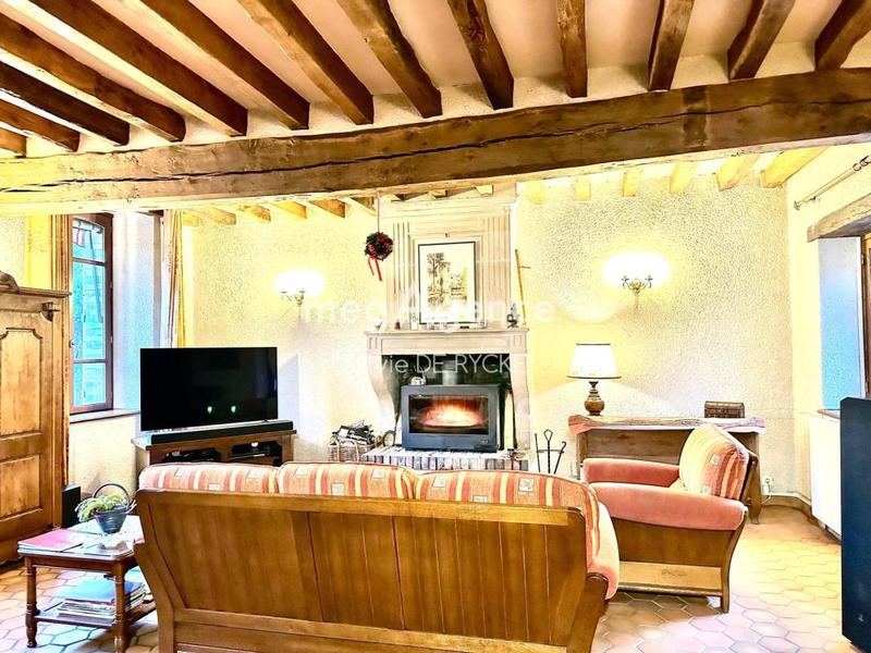 Corps de ferme - 270 m² - 8 pièces