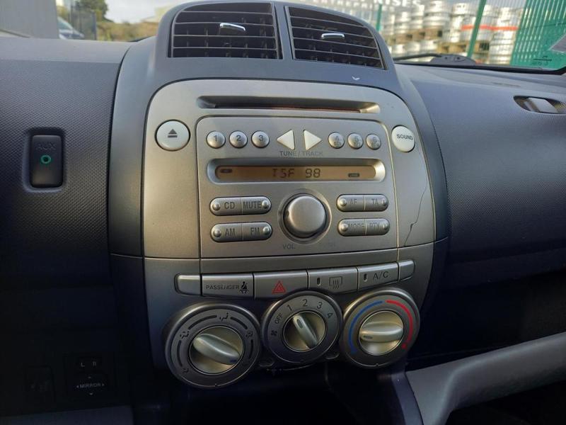 Daihatsu Sirion 1.3i Vvt X