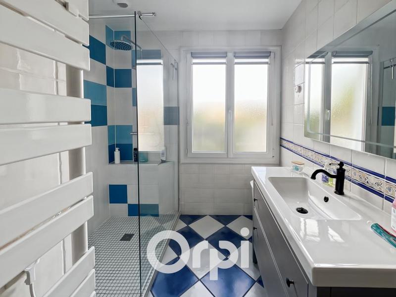 Maison - 143 m² - 5 pièces