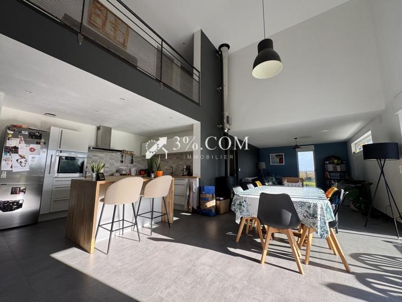 Maison - 149 m² - 7 pièces