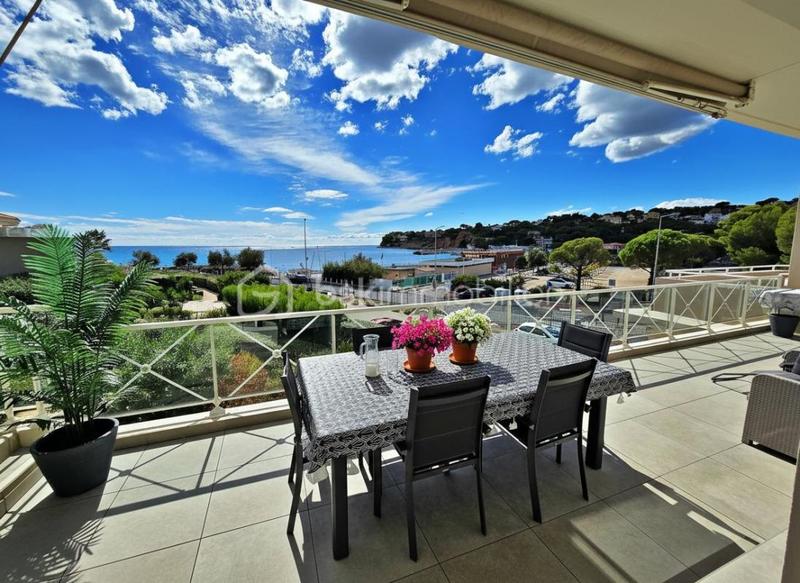 Appartement - 95 m² - 4 pièces