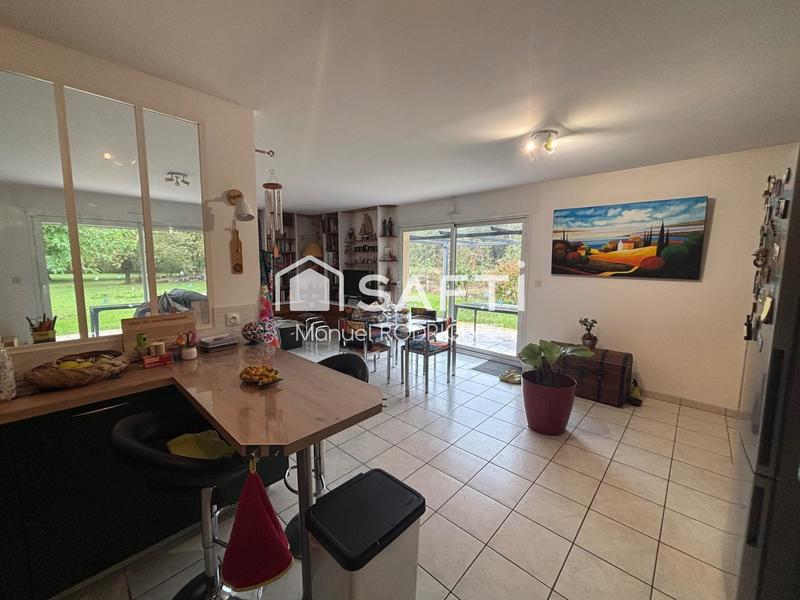 Maison - 97 m² - 5 pièces