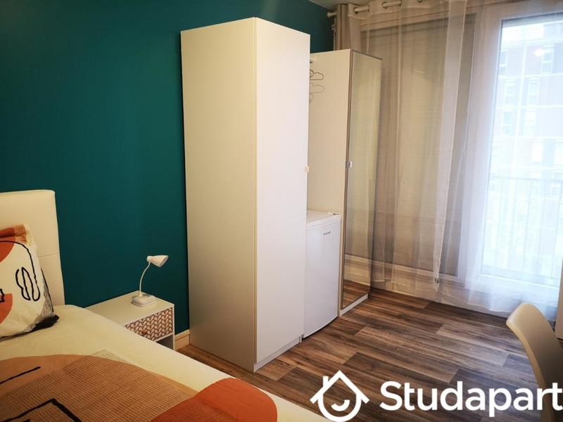 Chambre - 10 m² - 1 pièce