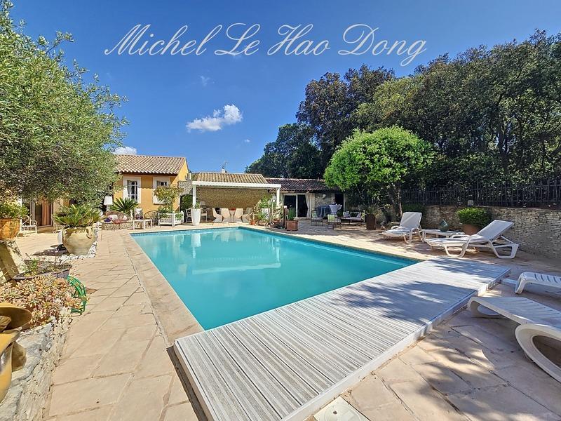 Maison - 166 m² - 5 pièces