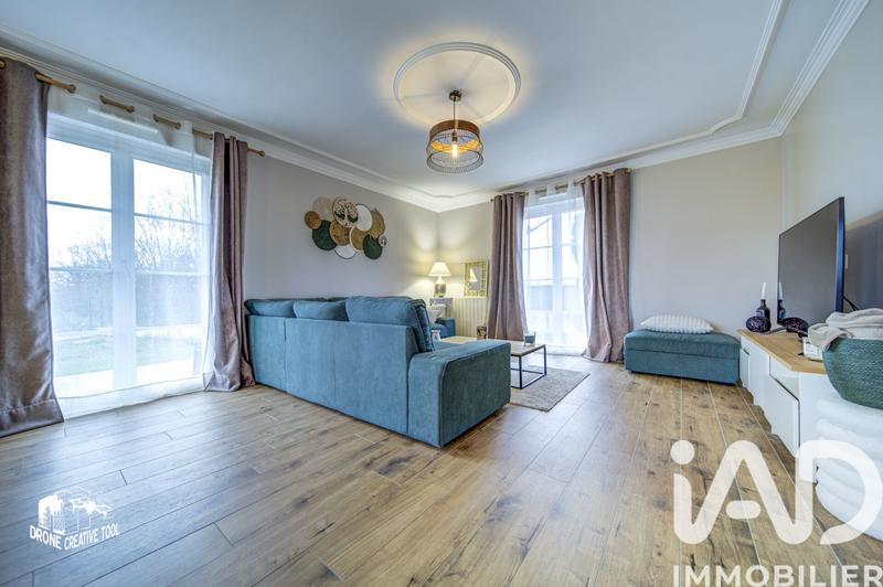 Maison - 202 m² - 6 pièces