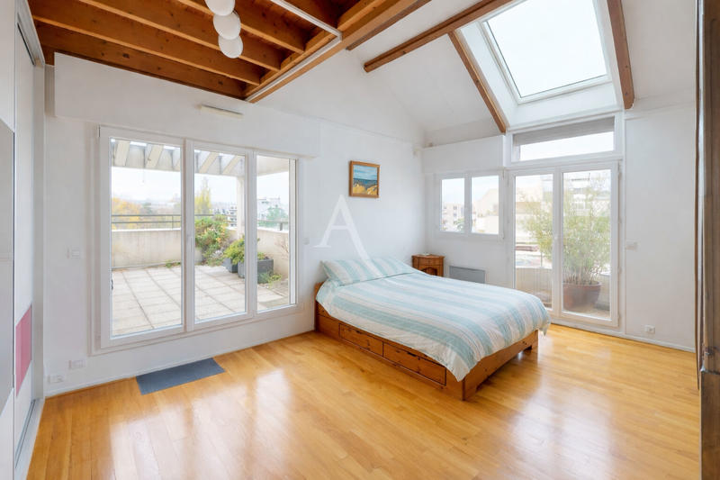 Appartement - 127 m² - 4 pièces